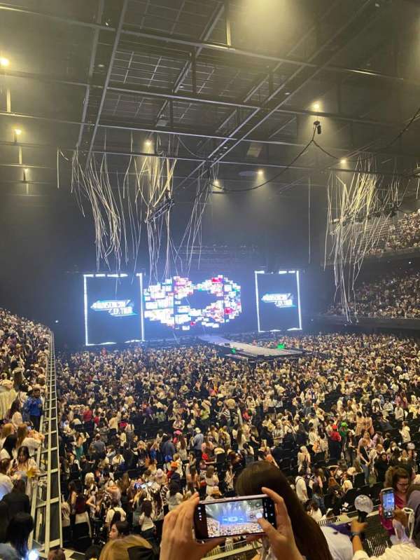 Ziggo Dome, section: 108, row: 07, seat: 234