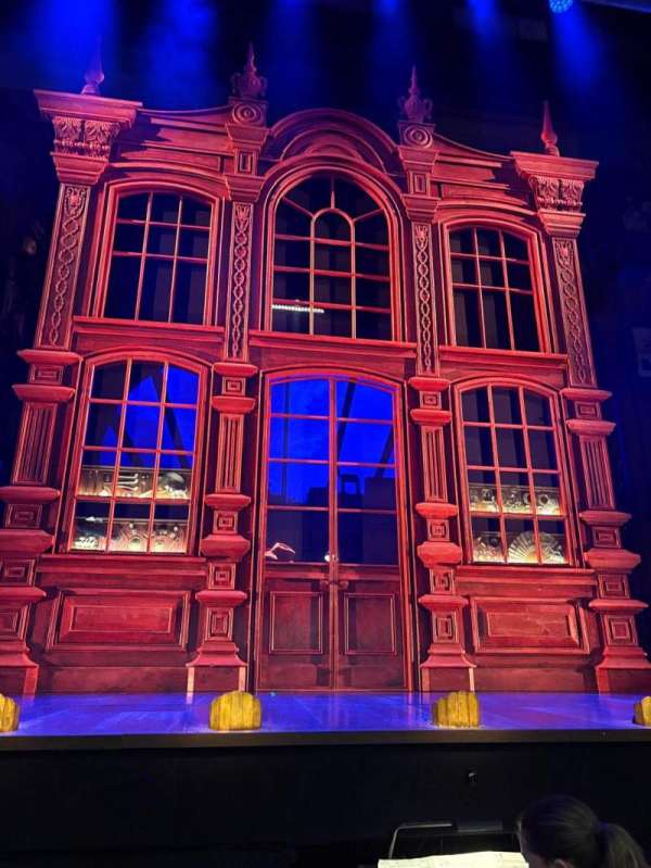 Savoy Theatre, section: Stalls, row: A, seat: 11