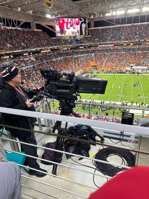 Hard Rock Stadium, row: 5, seat: 14-15