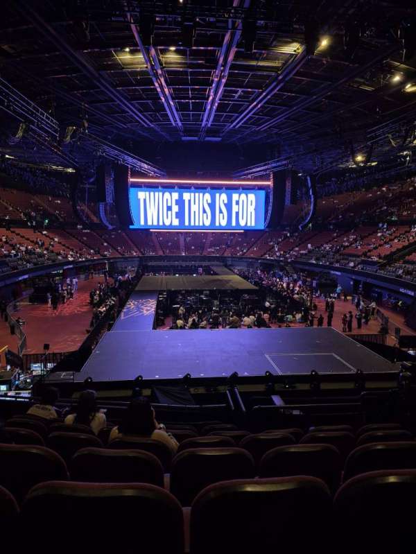 Kia Forum, section: 118, row: 13, seat: 7