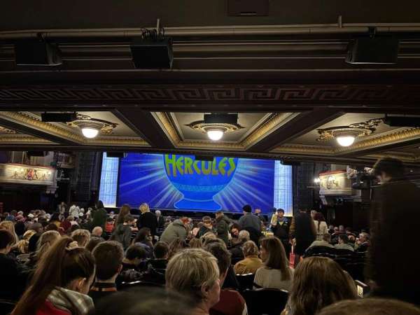 Theatre Royal Drury Lane, section: Stalls, row: X, seat: 17