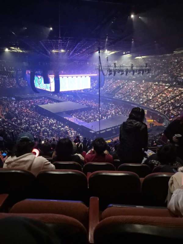 Kia Forum, section: 233, row: 11, seat: 14