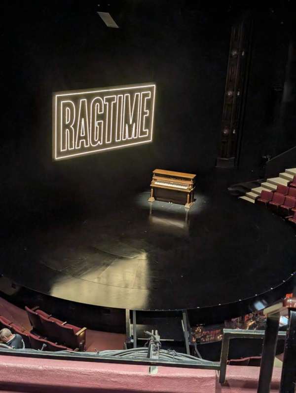 Vivian Beaumont Theater, section: Loge L, row: C, seat: 102