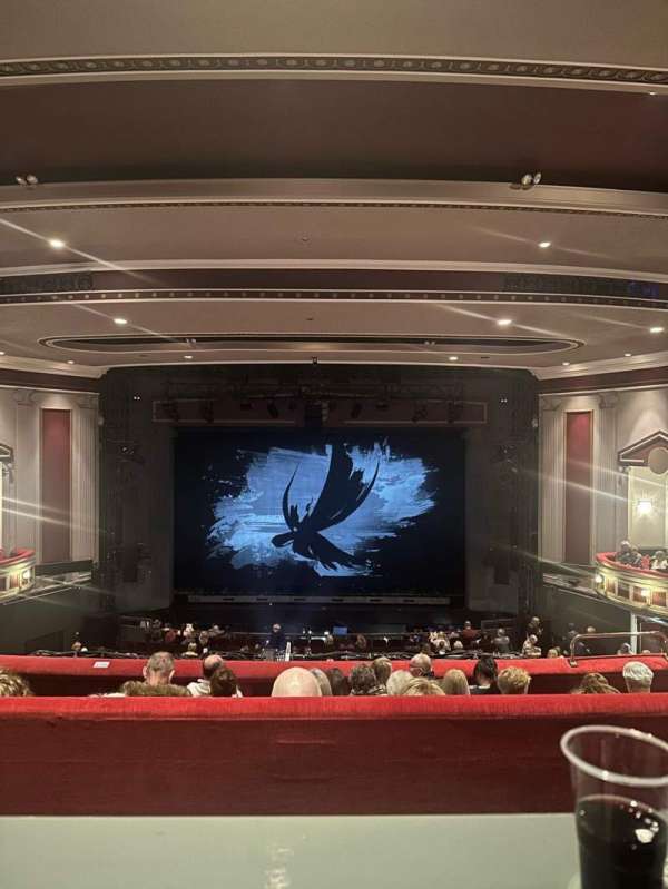 Hull New Theatre, section: Circle, row: FF, seat: 21