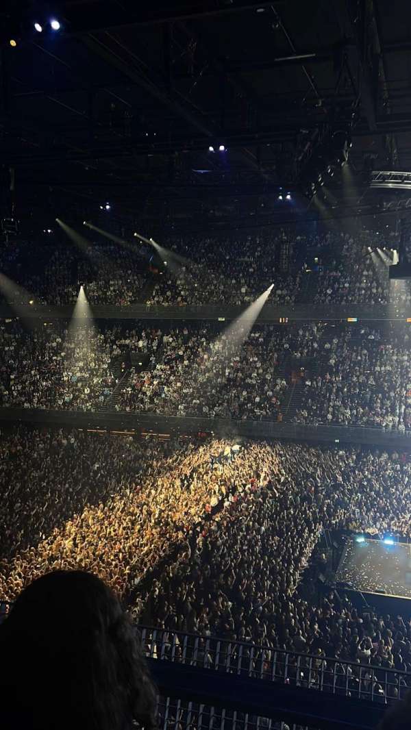 Ziggo Dome, section: 202, row: 2, seat: 52