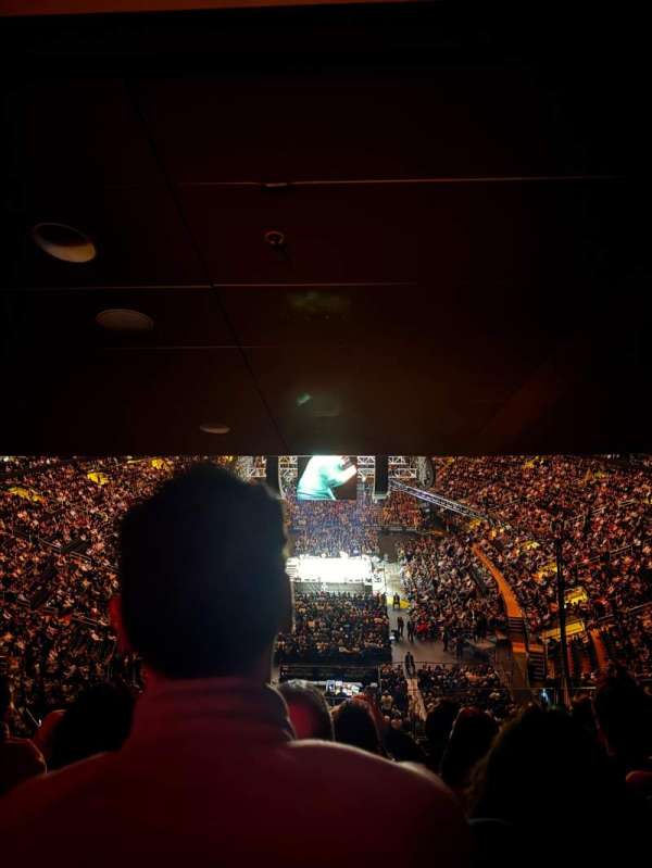 Madison Square Garden, section: 417, row: 6