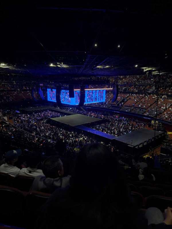 Kia Forum, section: 232, row: 11, seat: 10