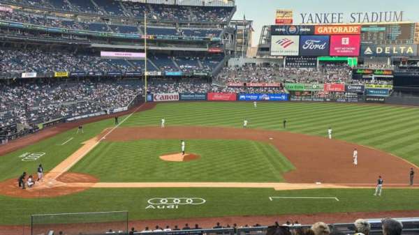 Yankee Stadium, section: 216