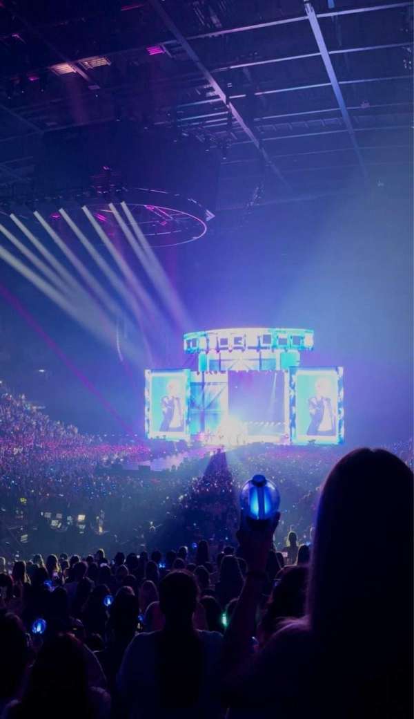 Uber Arena, section: 203, row: 18, seat: 6