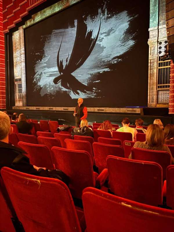 New Theatre Oxford, section: Stalls, row: J, seat: 9