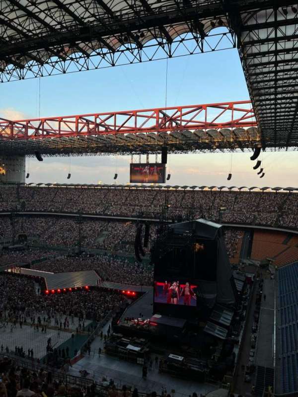 Photo by sophiar at San Siro