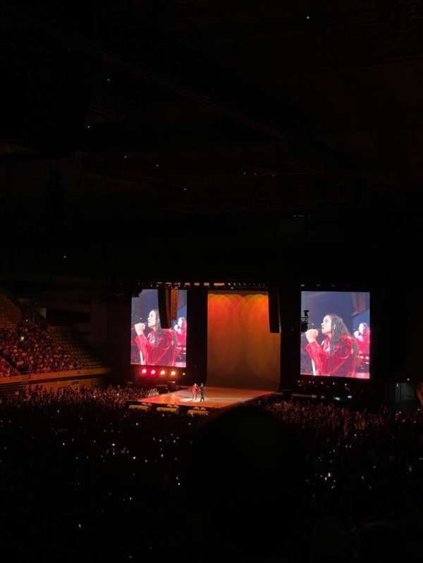 Palau Sant Jordi, section: 210, row: 28, seat: 6