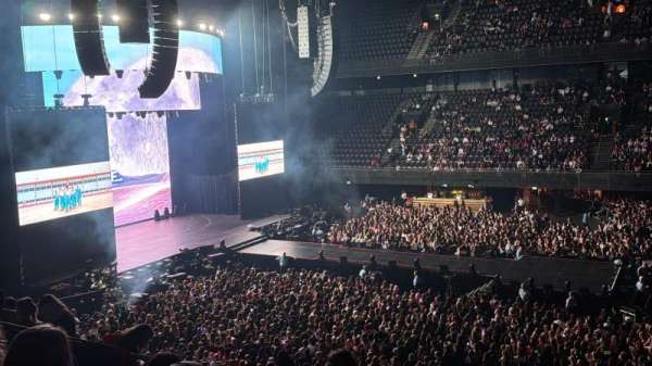 Ziggo Dome, section: 111, row: 14, seat: 343