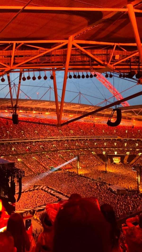 Wembley Stadium, section: 533, row: 26, seat: 186