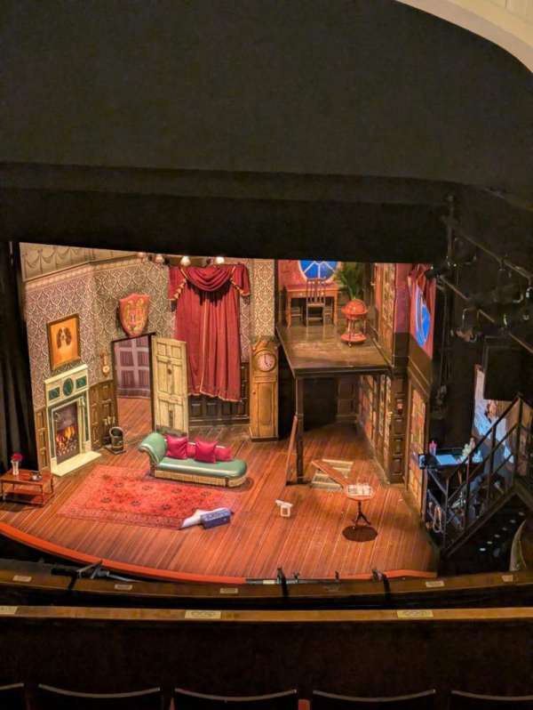 Duchess Theatre, section: Dress Circle, row: L, seat: 1