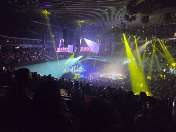 Oakland Arena, section: 212, row: 22, seat: 6