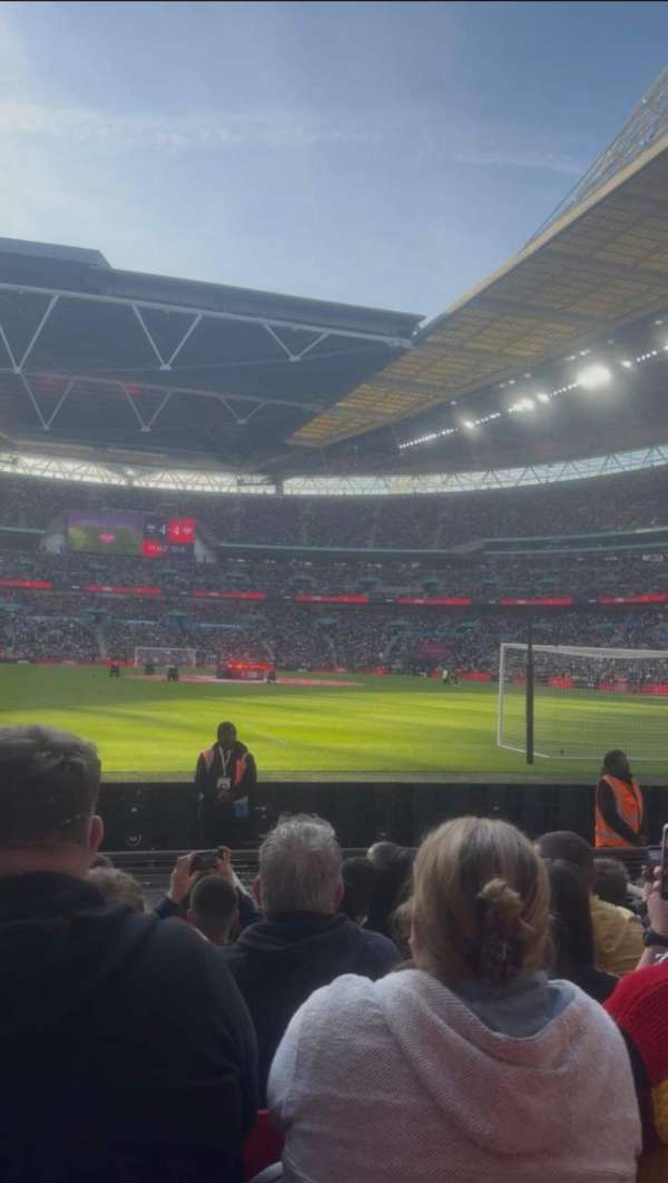Wembley Stadium, section: 113, row: 7, seat: 35