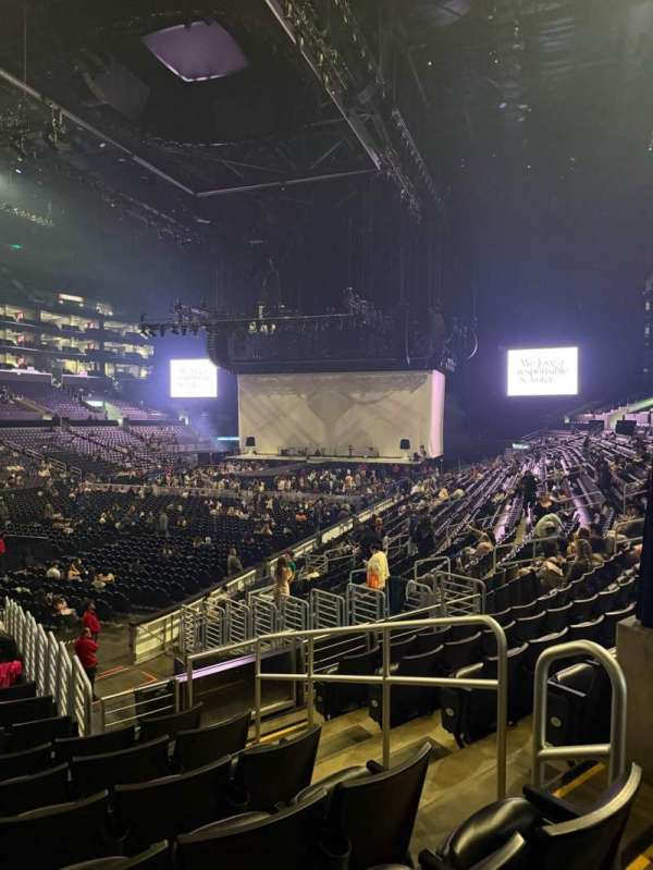 Crypto.com Arena, section: 105, row: 20, seat: 3