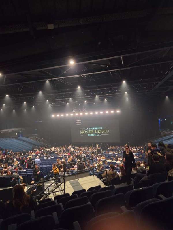 Dôme de Paris, section: D, row: 58, seat: 10