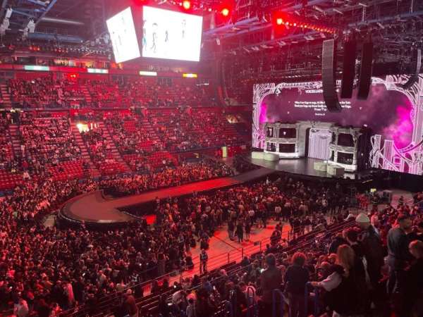 Unipol Forum, section: C23, row: 1, seat: 8