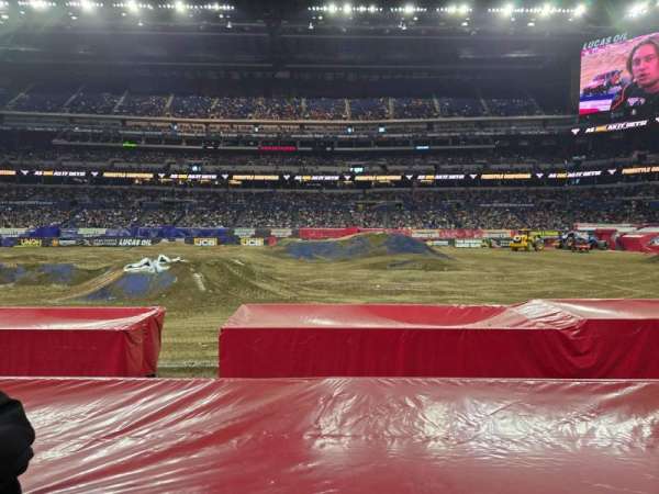 Lucas Oil Stadium, section: 139, row: 9, seat: 13