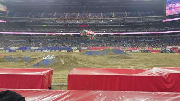 Lucas Oil Stadium, section: 139, row: 9, seat: 13