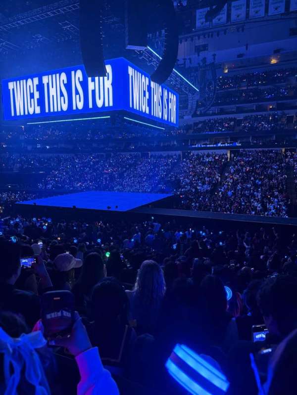 American Airlines Center, section: 117, row: T, seat: 4
