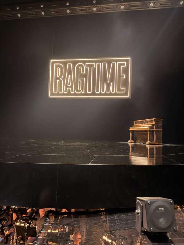 Vivian Beaumont Theater, section: Loge C, row: A, seat: 307