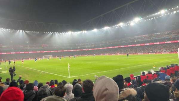 Emirates Stadium, section: 27, row: 9, seat: 856