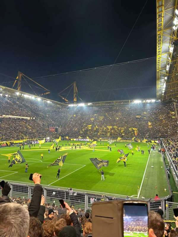 Signal Iduna Park, section: 63
