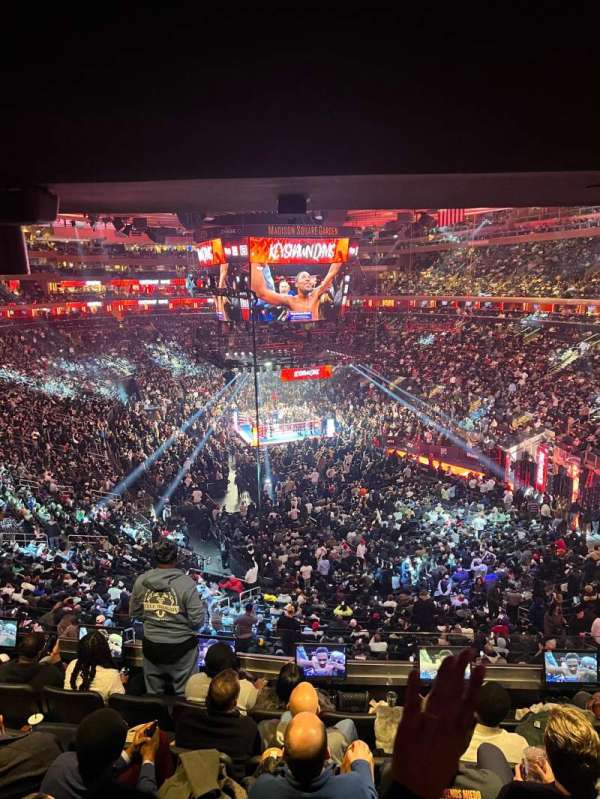 Madison Square Garden, section: 216, row: Bs6, seat: 14