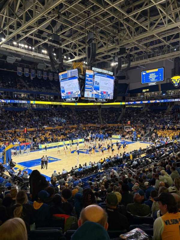 Petersen Events Center, section: 124, row: Q, seat: 9
