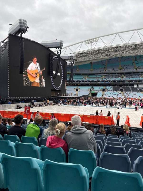 Accor Stadium, section: 105, row: 16, seat: 15
