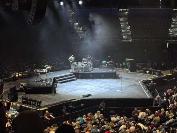 Benchmark International Arena, section: 215, row: D, seat: 13
