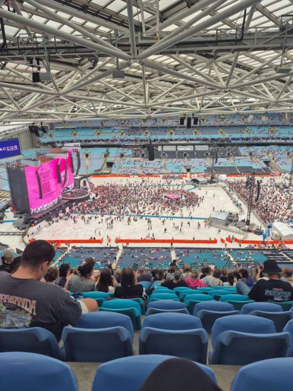 Accor Stadium, section: 606, row: 25, seat: 52