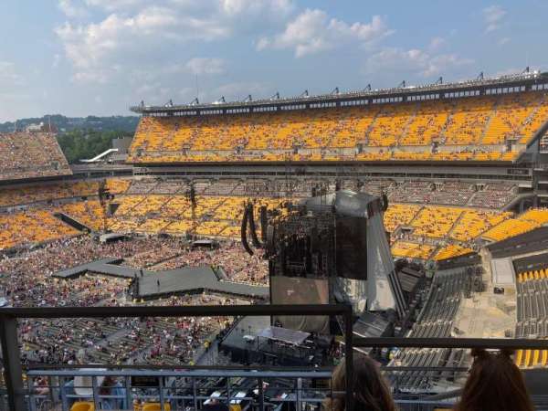 Acrisure Stadium, section: 541, row: L, seat: 8