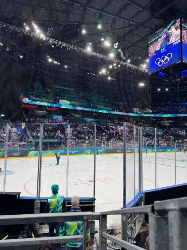 Unipol Dome, section: B4, row: 2, seat: 14