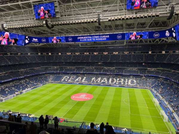 Santiago Bernabéu Stadium, section: 639, row: 1, seat: 4