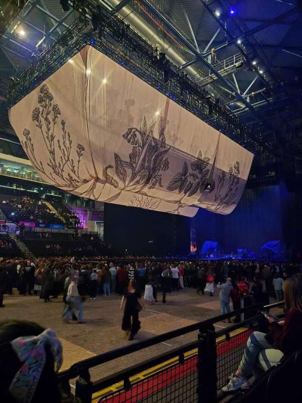 Utilita Arena Sheffield, section: 117, row: f, seat: 4