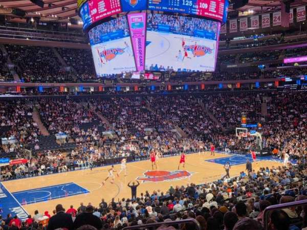 Madison Square Garden, section: 105, row: 18, seat: 18