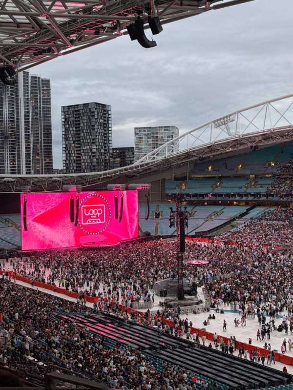 Accor Stadium, section: 411, row: 10, seat: 18