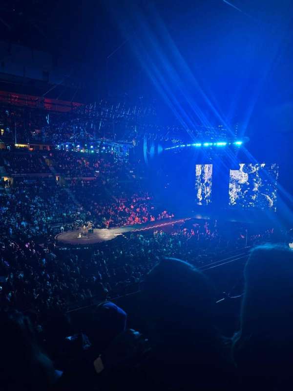 Moda Center, section: 218, row: G, seat: 5-6