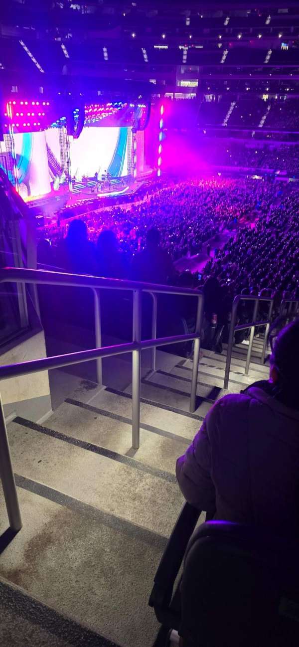 SoFi Stadium, section: VIP220, row: 16, seat: 20