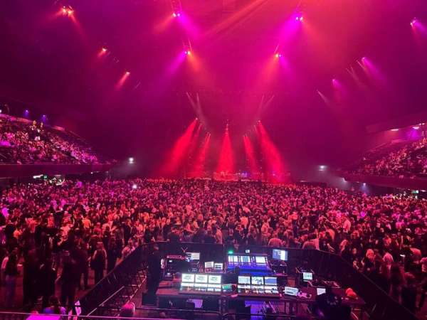 Ziggo Dome, section: 107, row: 2, seat: 217
