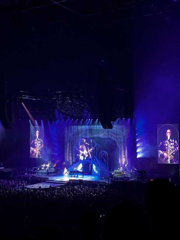 Royal Arena, section: 104, row: 25, seat: 66