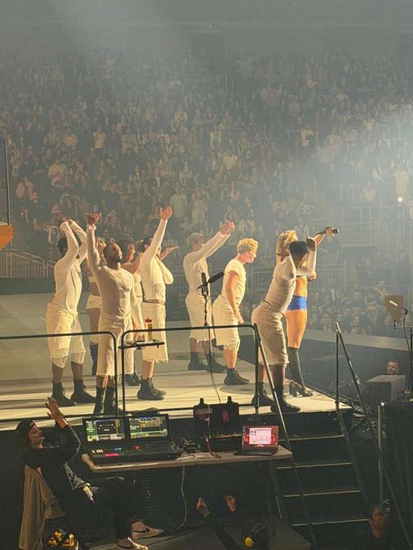 Acrisure Arena, section: 117, row: 2