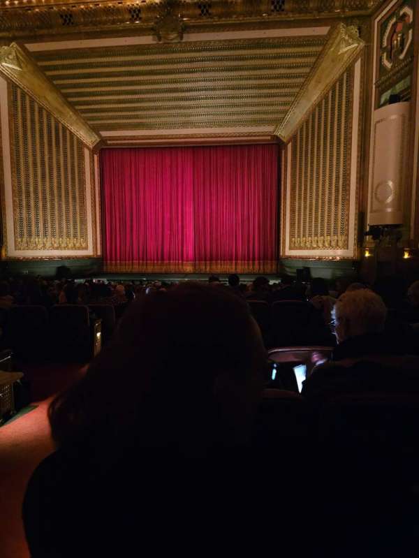 Lyric Opera of Chicago, section: Main Floor Aisle 3, row: EE, seat: 115