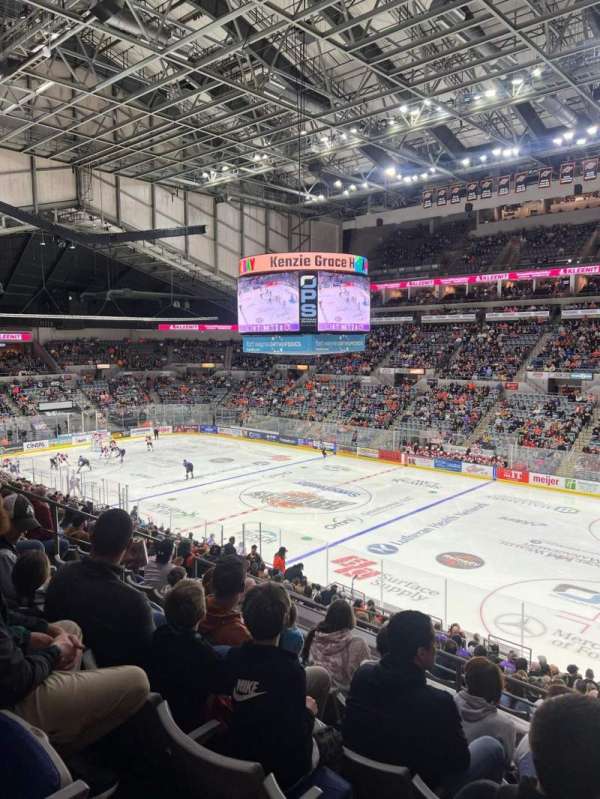 Allen County War Memorial Coliseum, section: 222, row: 21, seat: 3