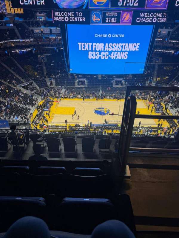 Chase Center, section: 207, row: 12, seat: 1