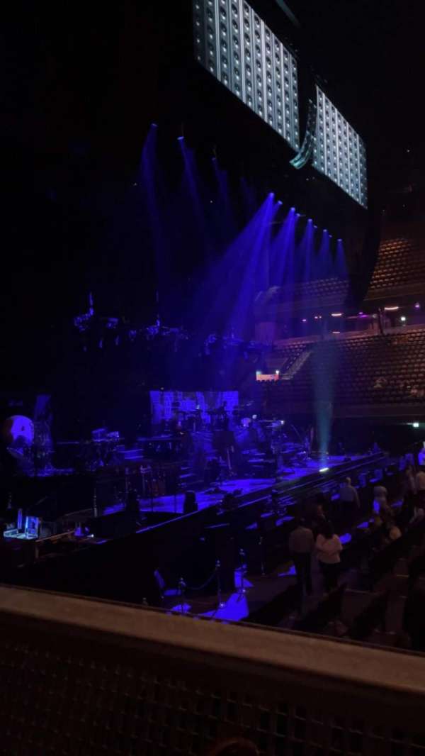 Ziggo Dome, section: 111, row: 1, seat: 380